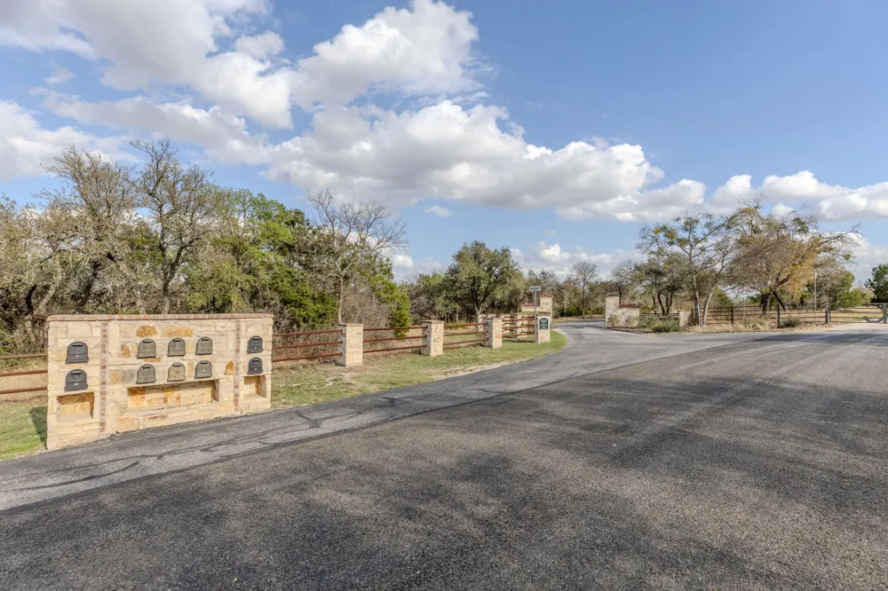 55 Camp Springs Lane Georgetown, TX 78633