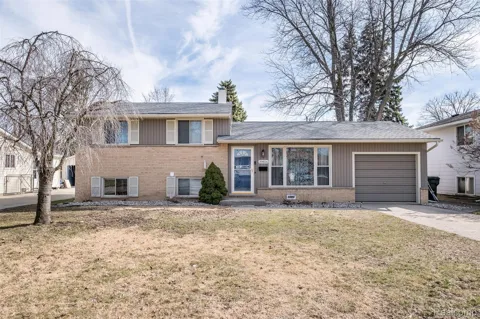 39856 Parklawn Drive