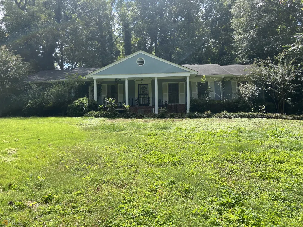 2698 Collier Drive NW Atlanta, GA 30318