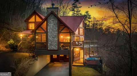 313 Spruce Circle