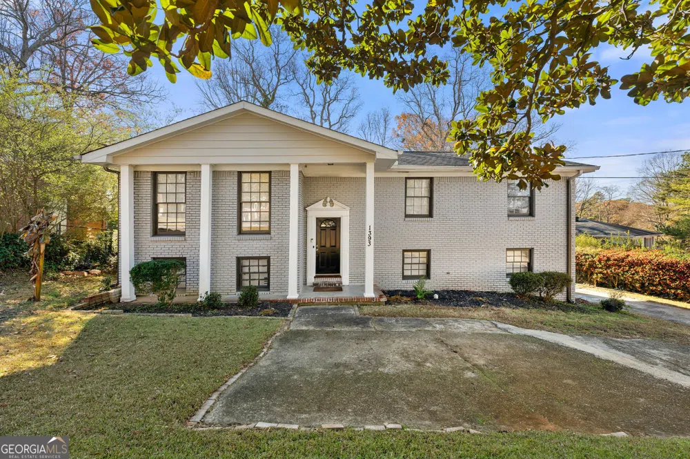 1393 Cerro Vista Drive SE Atlanta, GA 30316