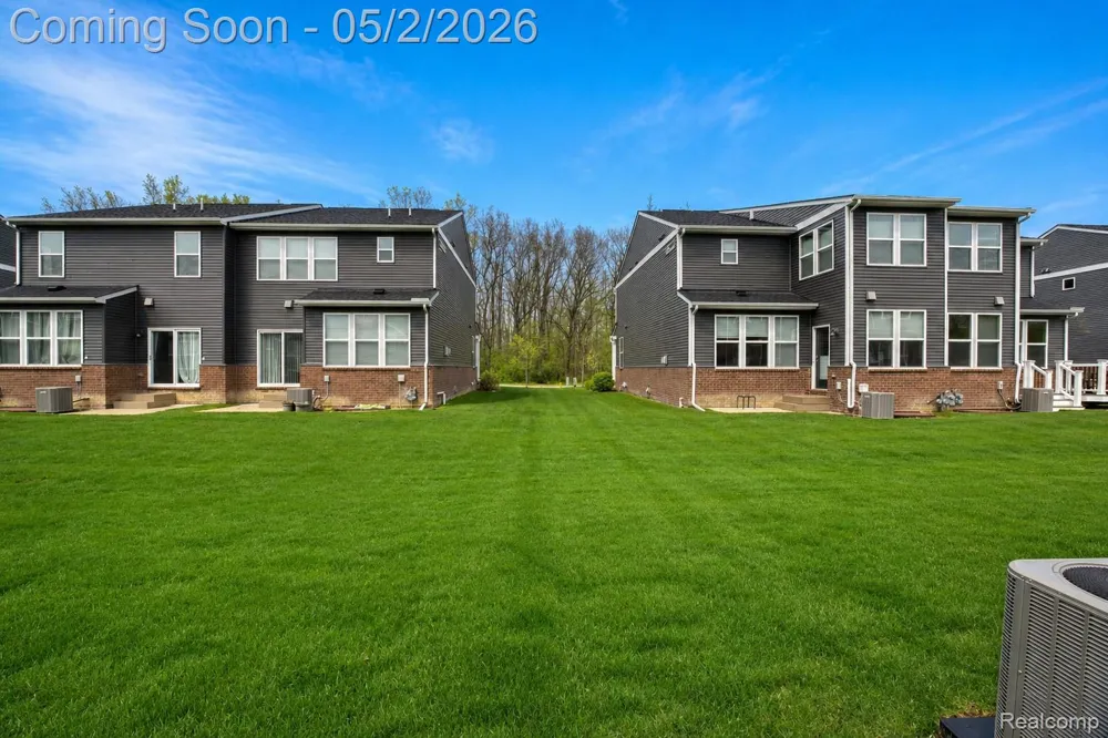 2832 Fairgrove Crescent Drive Ann Arbor City, MI 48108