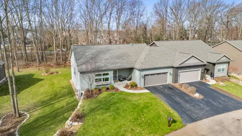 9456 Sassafras Trail