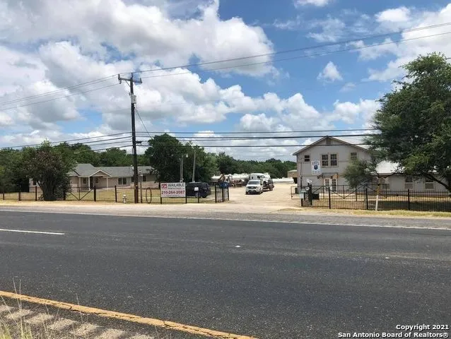 12440 S US HIGHWAY 181 San Antonio, TX 78223
