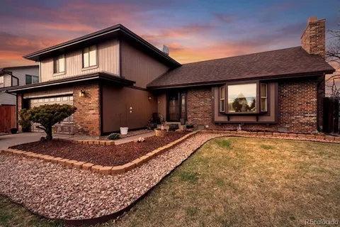 7385 W Walker Drive