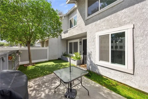 1380 W 48th Street #6