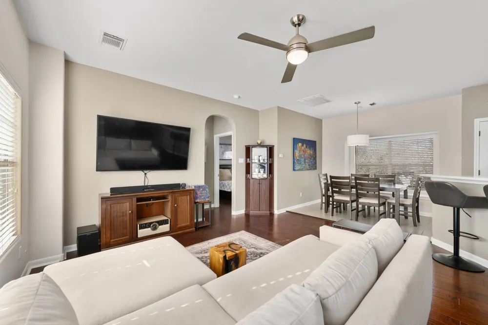 2905 Saville Loop Austin, TX 78741