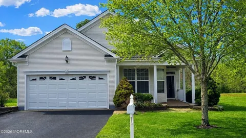14 Cromwell Lane