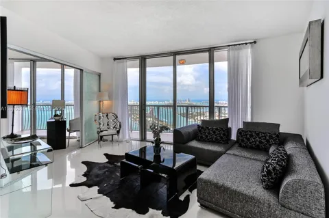 1750 Bayshore Dr #5002
