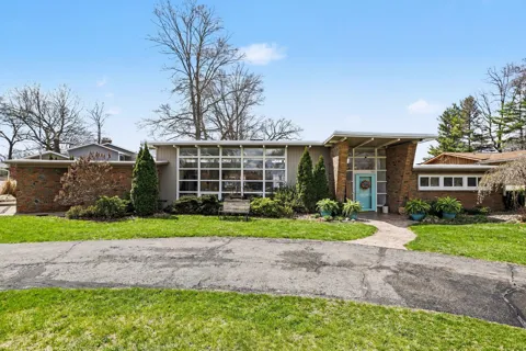 161 Lynwood Lane