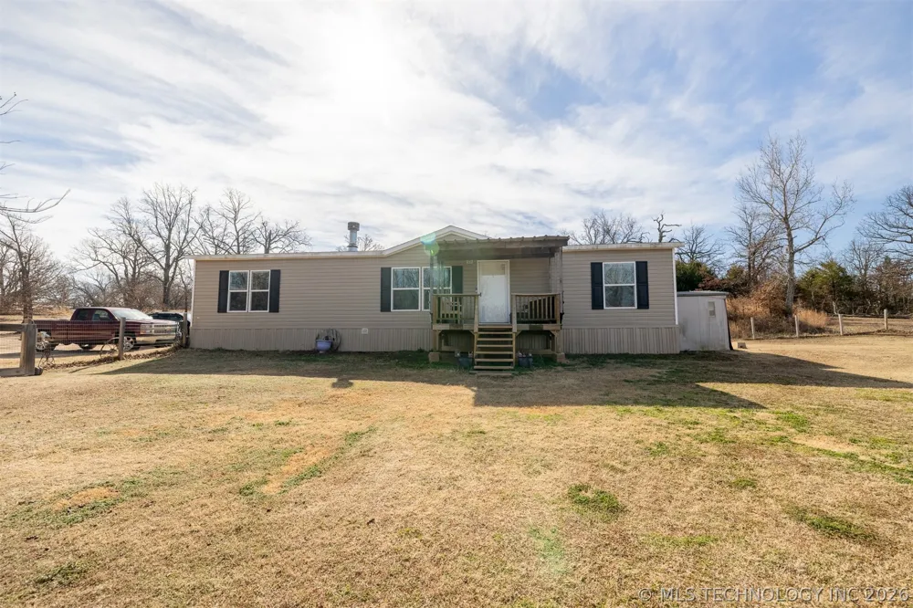 38083 W 28th Place S