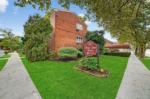183 Drake Avenue #1P