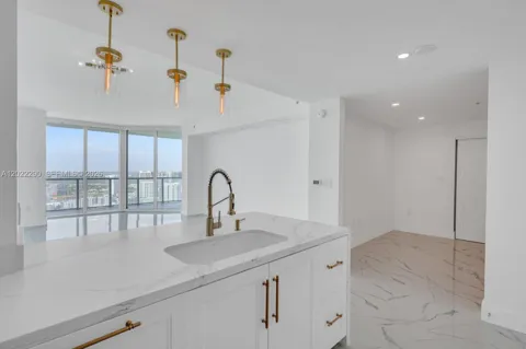 1900 Bayshore Dr #3716