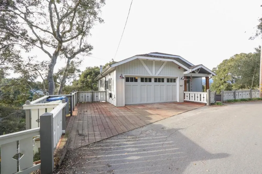 627 Loma Prieta Drive