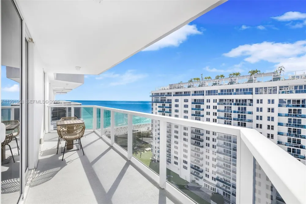 2401 Collins Ave #1906
