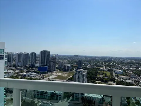 1800 Bayshore Dr #3810