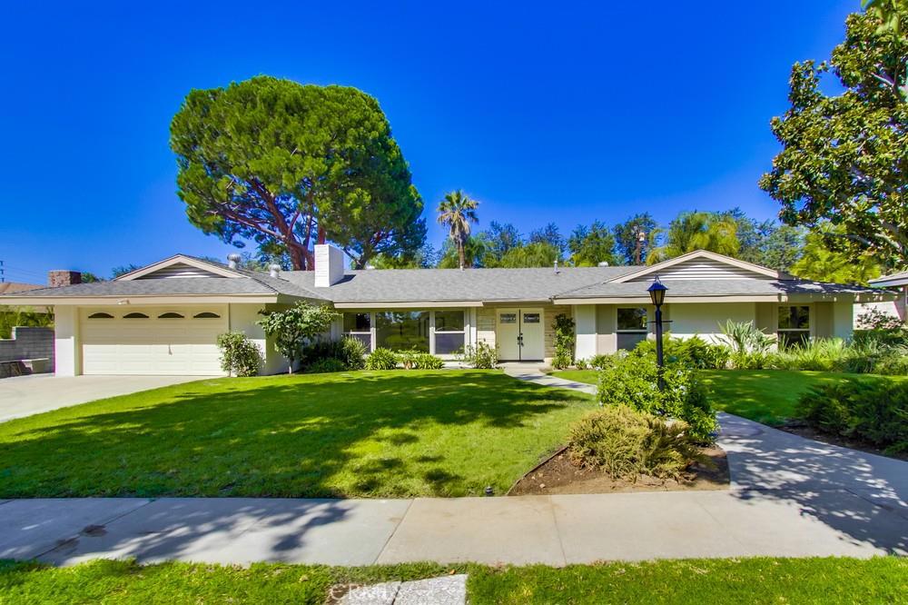 1627 1st Avenue Upland, CA 91784