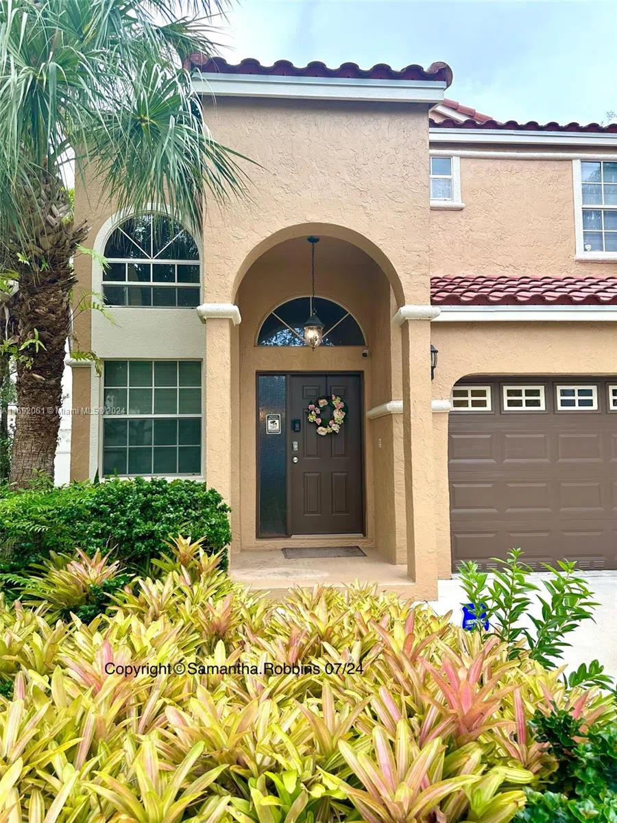 11741 NW 1st St Coral Springs, FL 33071