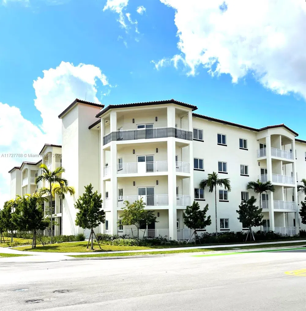 10950 NW 82nd St #113 Doral, FL 33178