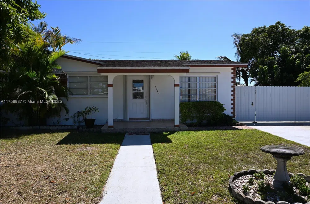12320 SW 191st Ter Miami, FL 33177