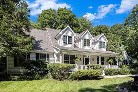 8021 Yorkville Lane