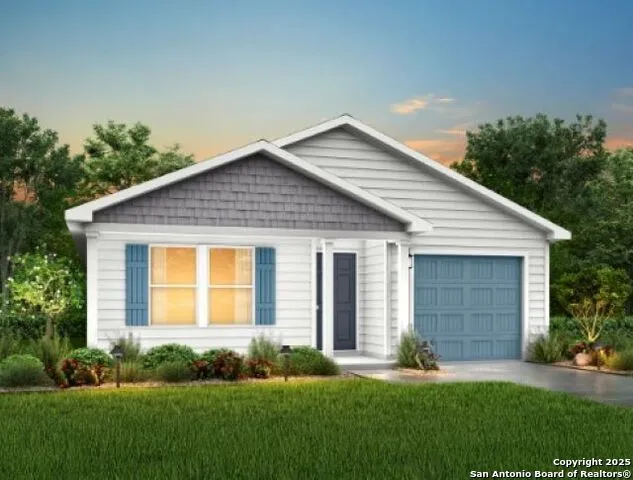 707 Cadena Loop Kenedy, TX 78119