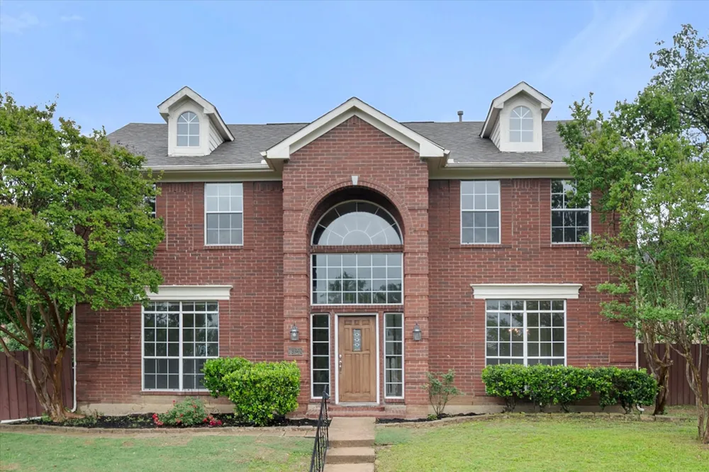 6320 Lake Bluff Drive Dallas, TX 75249