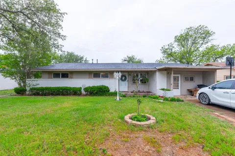 2116 Cedar Crest Drive