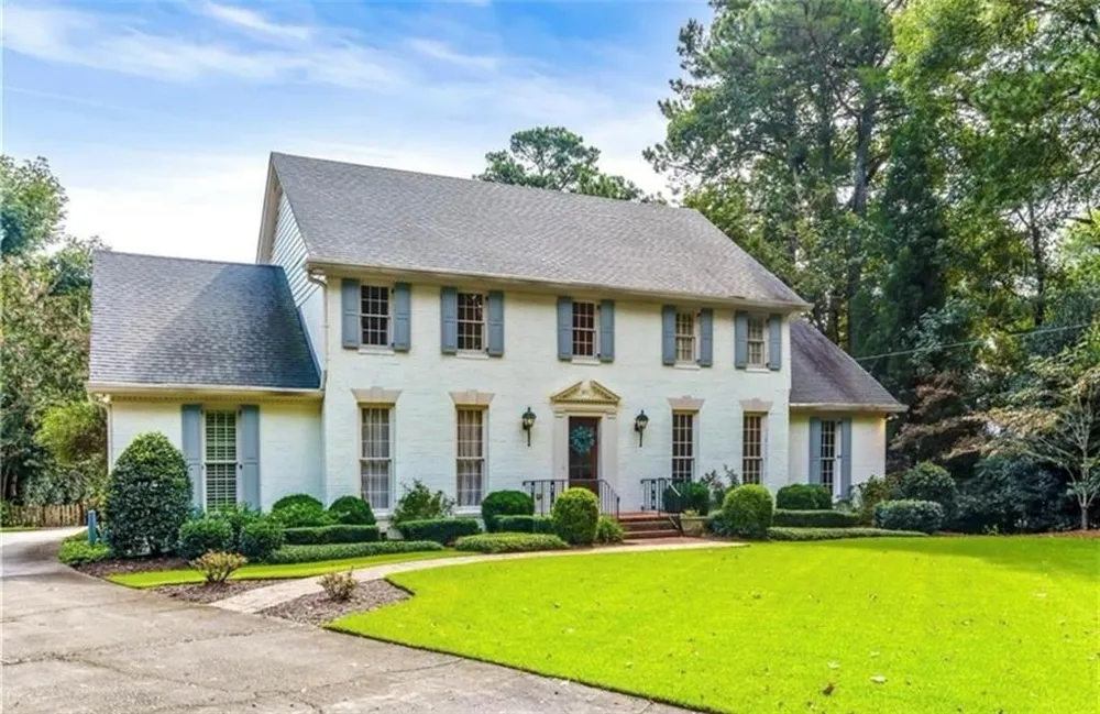 3200 Farmington Vinings, GA 30339