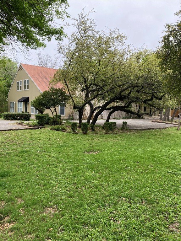 1011 Westlake Drive West Lake Hills, TX 78746