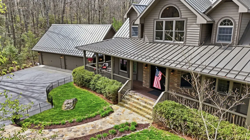 110 View Road Glenville, NC 28736