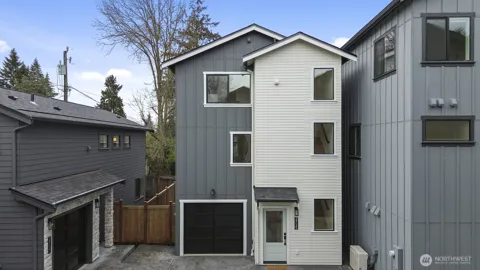 2725 NE 87th Street