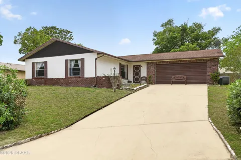 1075 Kingswood Way