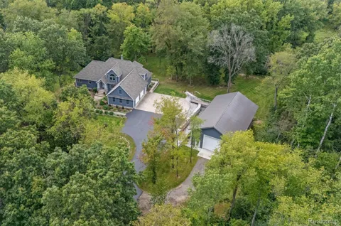 6441 Huron Creek Court