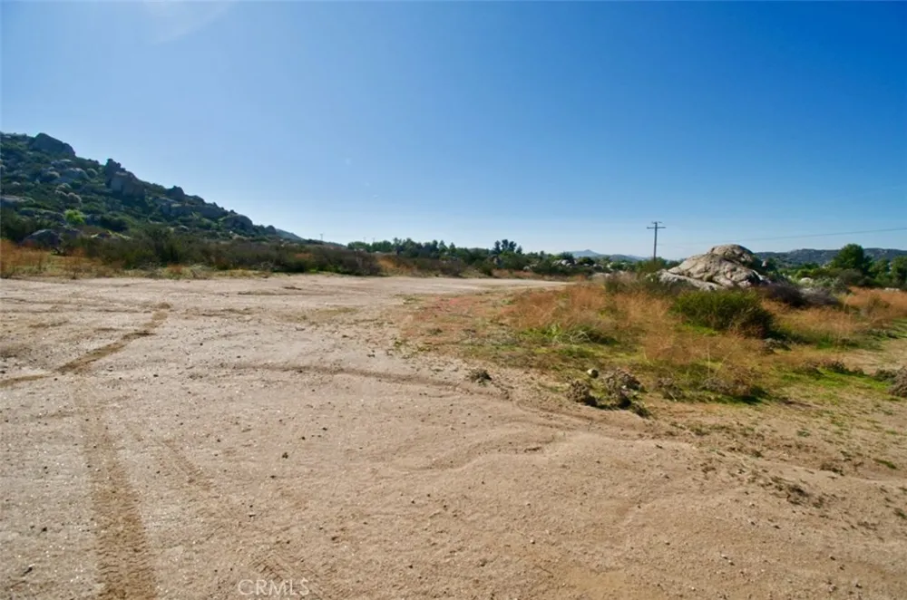 0 Inyo Road Homeland, CA 92548