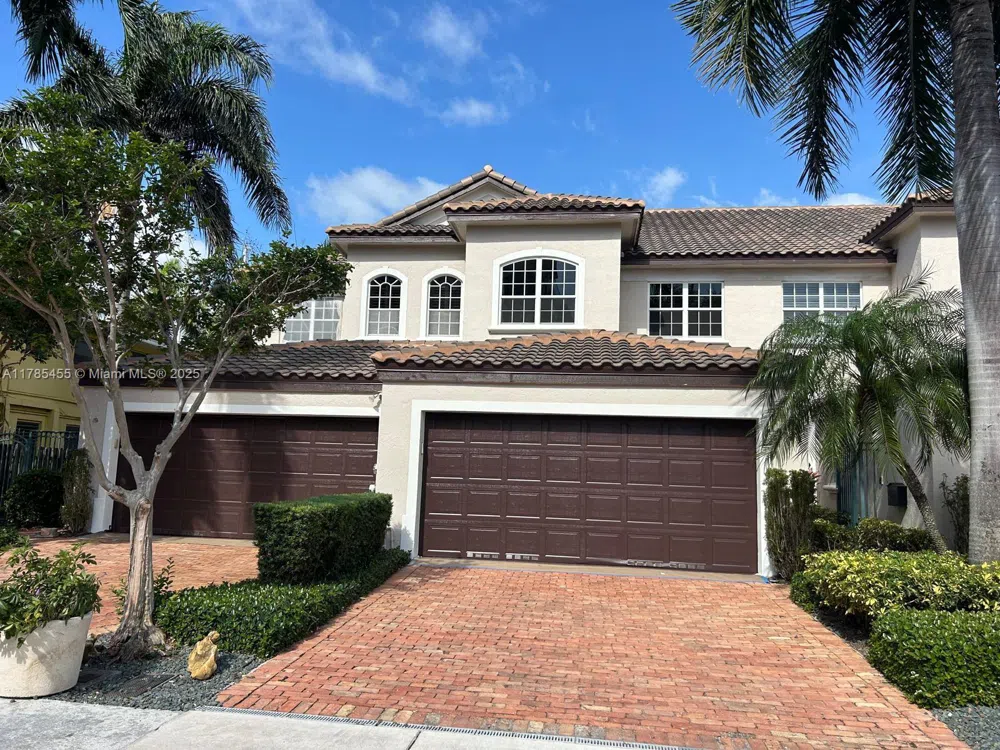 87 Hendricks Isle #87 Fort Lauderdale, FL 33301