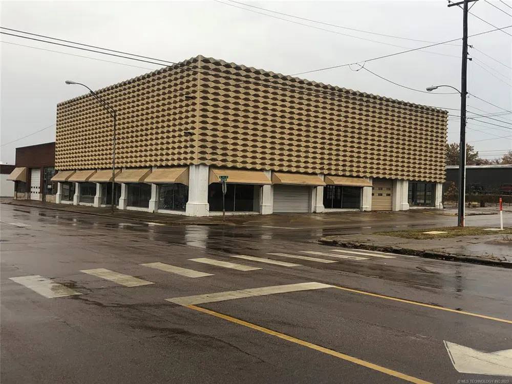 602 W Broadway Street