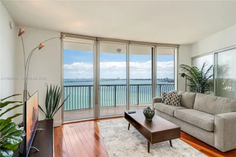 1750 Bayshore Dr #3001