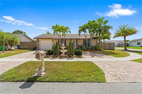 9136 NW 32nd Pl