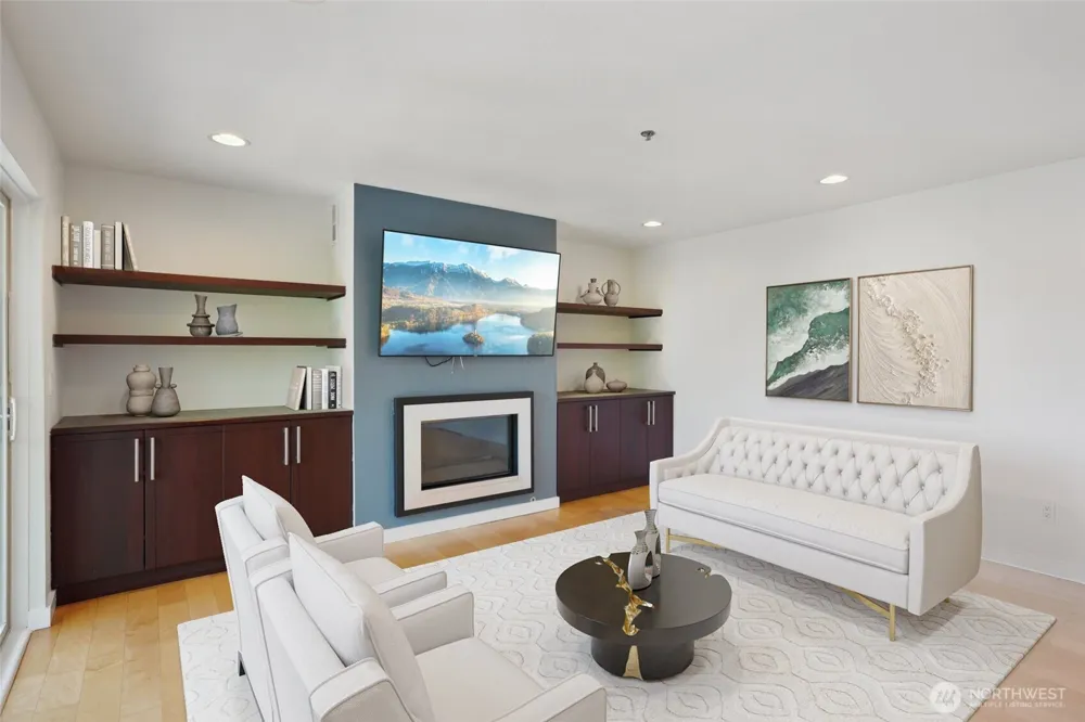 701 Galer Street #504 Seattle, WA 98109