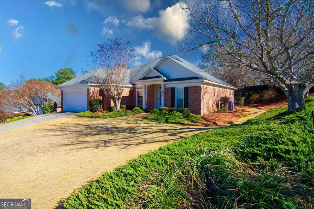 6800 Creekview Court