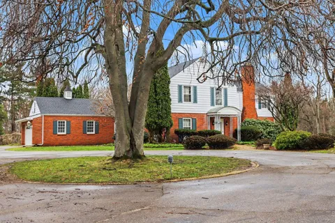 53 W Minges Road
