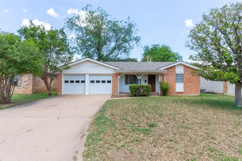 2326 S 38th Street