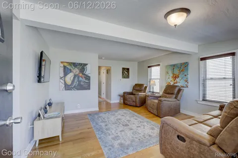 45 W Morehouse Avenue