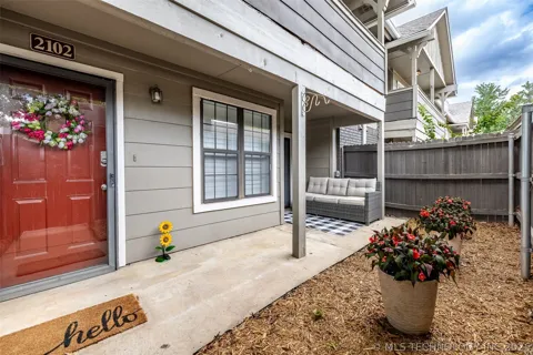 9022 S College Avenue #2102
