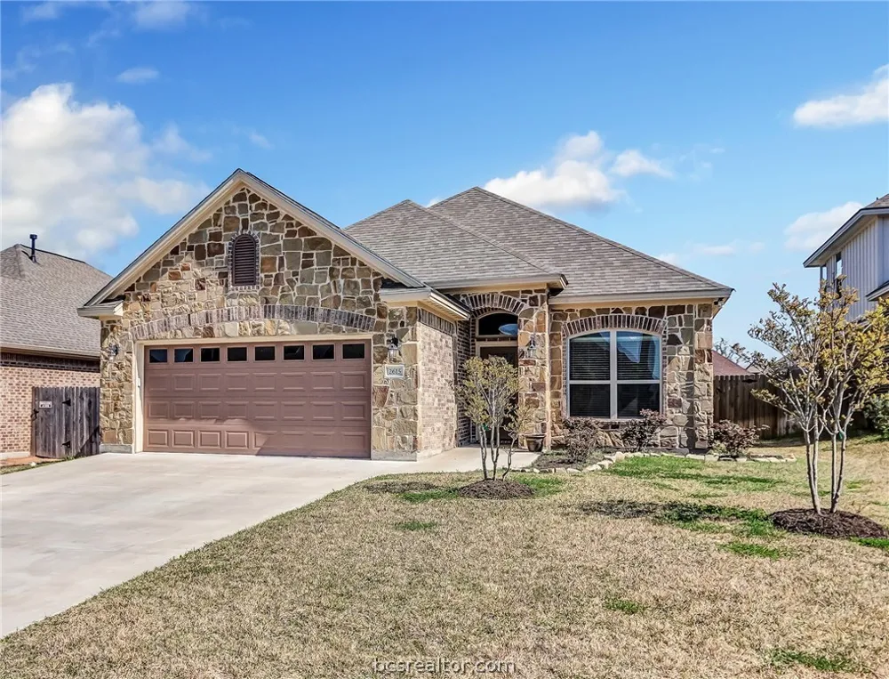 2615 Kimbolton Drive College Station, TX 77845