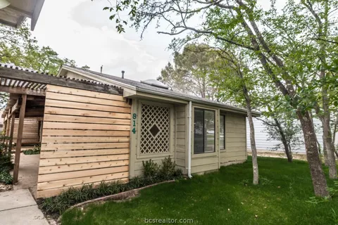 814 Rio Grande Lane