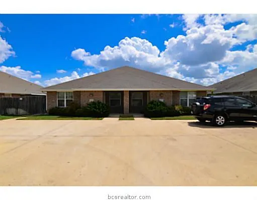 3759 OLDENBURG LANE College Station, TX 77845