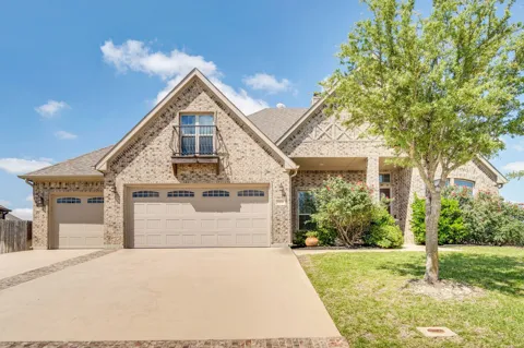 3205 Meadow Ridge Drive