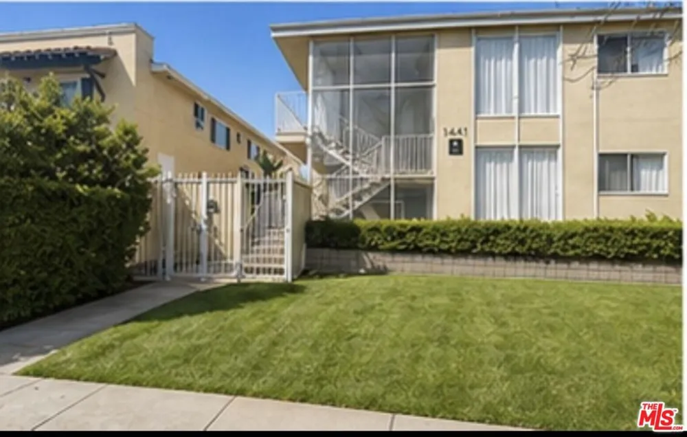 1441 S Hayworth Avenue #8 Los Angeles, CA 90035